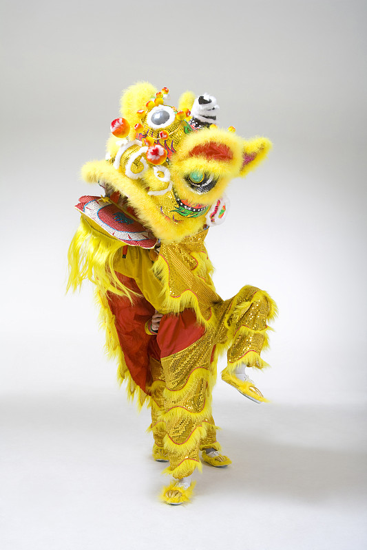舞黄色醒狮图片下载